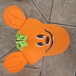 RARE New, Never Worn Youth Disney Pumpkin Hat /Cap. Please see the pictures.
